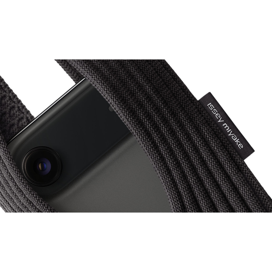 iPhone Pocket by ISSEY MIYAKE - Short -